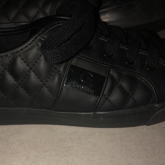 SNEAKERS - Picture 9 of 16